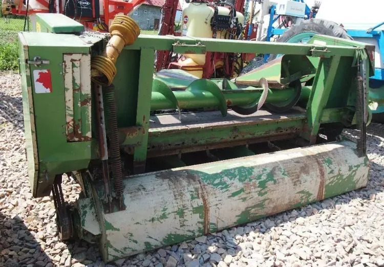 Heder John deere do kukurydzy 4 rzędowy claas john deere - Maize harvester: picture 4 Heder John deere do kukurydzy 4 rzędowy claas john deere - Maize harvester: picture 4