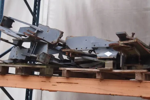 Ładowacz czołowy Tur do ciągnika MF NW JD CLAAS RENAULT - Front loader for tractor: picture 3 Ładowacz czołowy Tur do ciągnika MF NW JD CLAAS RENAULT - Front loader for tractor: picture 3