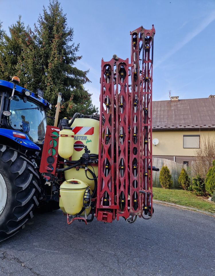 Opryskiwacz Hardi Master plus 1200 2014 Opryskiwacz zawieszany HARDI - Tractor mounted sprayer: picture 1 Opryskiwacz Hardi Master plus 1200 2014 Opryskiwacz zawieszany HARDI - Tractor mounted sprayer: picture 1