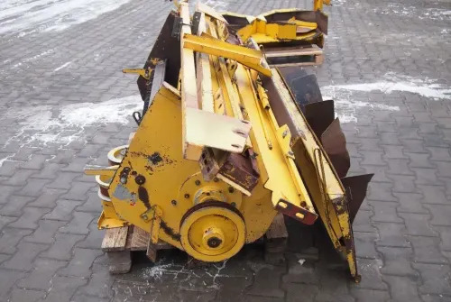 Sieczkarnia do kombajnu New Holland - Forage harvester attachment: picture 3 Sieczkarnia do kombajnu New Holland - Forage harvester attachment: picture 3