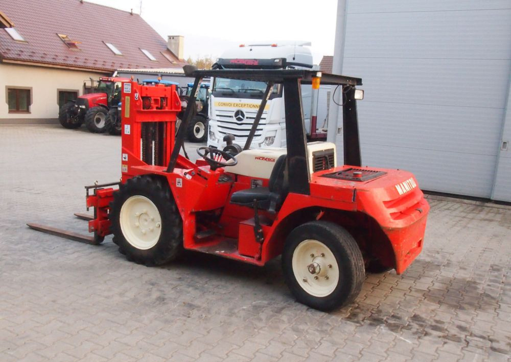 Wózek widłowy Manitou MC.20.HP 1992 - Diesel forklift: picture 4 Wózek widłowy Manitou MC.20.HP 1992 - Diesel forklift: picture 4