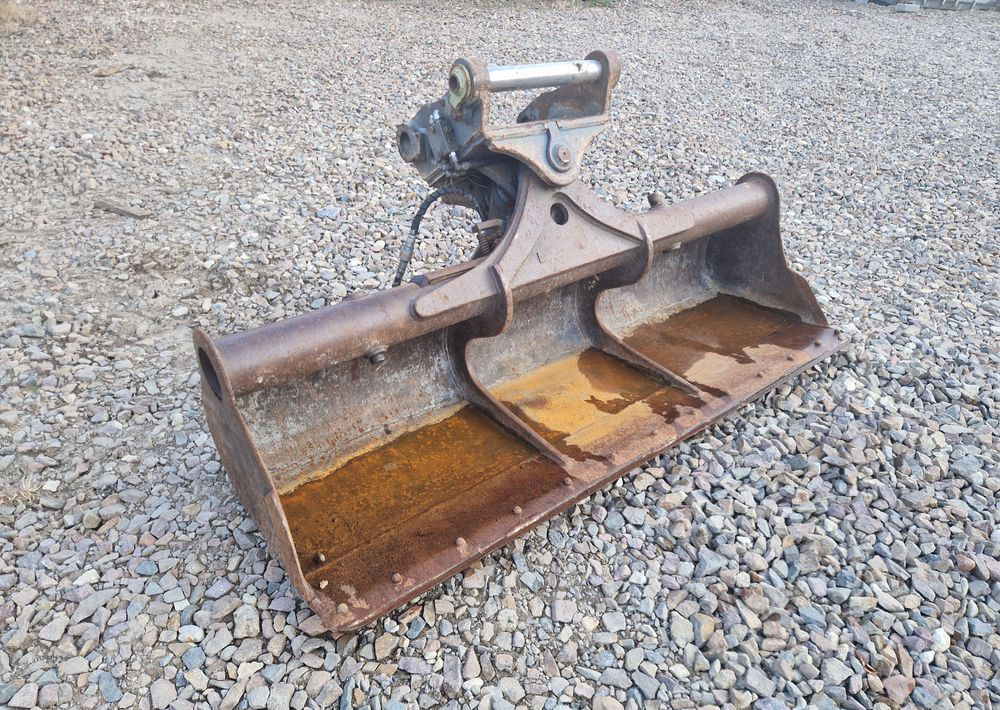 Wyposażenie Liebherr 2400 2010 Łyżka skarpowa hydrauliczna - Excavator bucket: picture 1 Wyposażenie Liebherr 2400 2010 Łyżka skarpowa hydrauliczna - Excavator bucket: picture 1