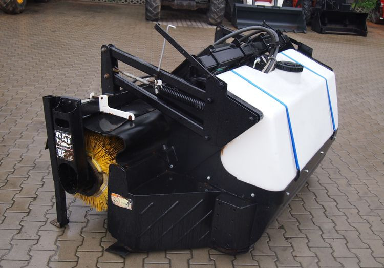 Zamiatarka Catepillar Bp22 2010 Zmiatarka CAT - Broom: picture 1 Zamiatarka Catepillar Bp22 2010 Zmiatarka CAT - Broom: picture 1