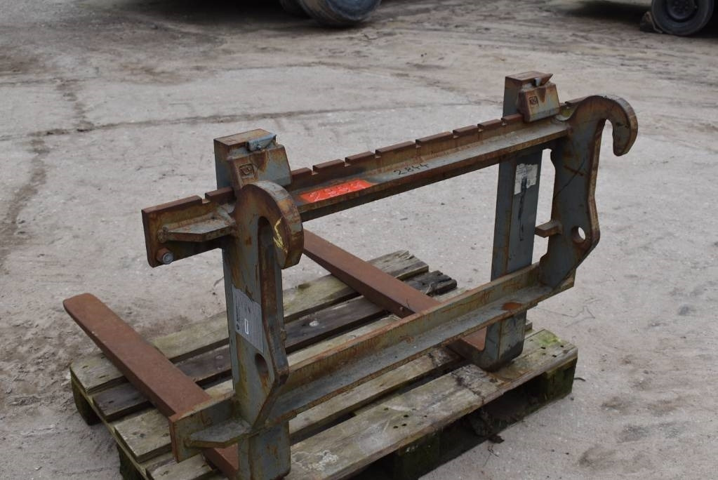 Widły do ładowarki Volvo ,cat, case, kramer - Forks for Construction machinery: picture 2 Widły do ładowarki Volvo ,cat, case, kramer - Forks for Construction machinery: picture 2