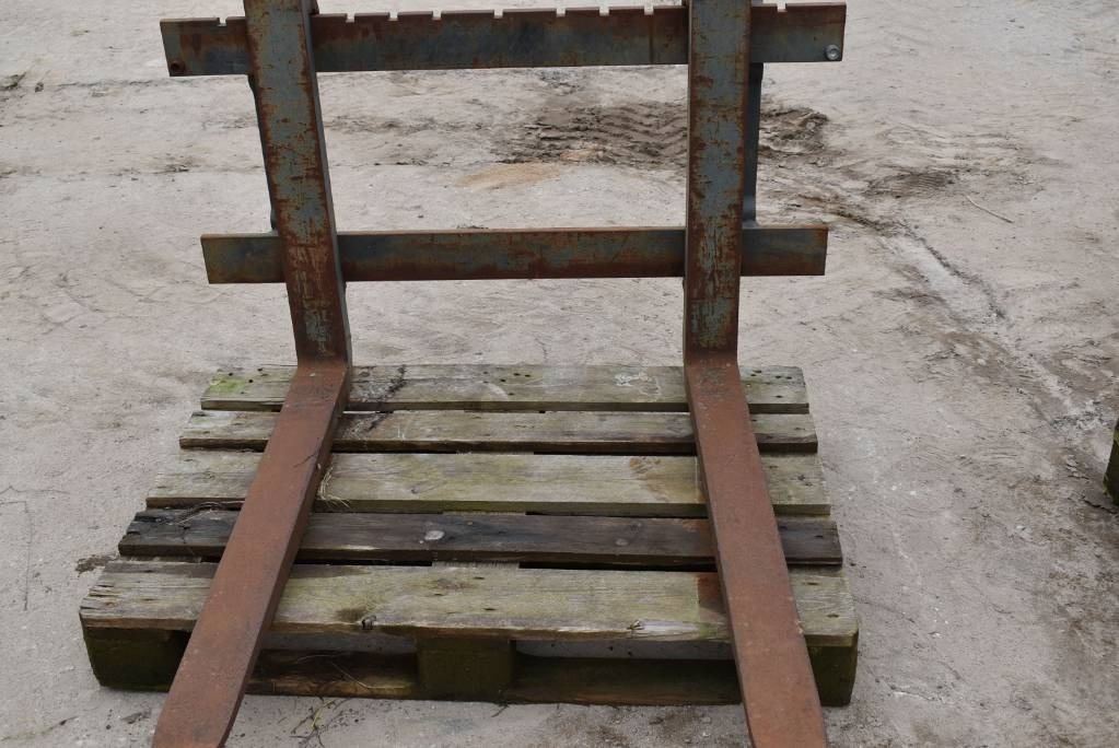 Widły do ładowarki Volvo ,cat, case, kramer - Forks for Construction machinery: picture 5 Widły do ładowarki Volvo ,cat, case, kramer - Forks for Construction machinery: picture 5