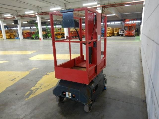 Bravi Lui Mini HD - Vertical mast lift: picture 4 Bravi Lui Mini HD - Vertical mast lift: picture 4