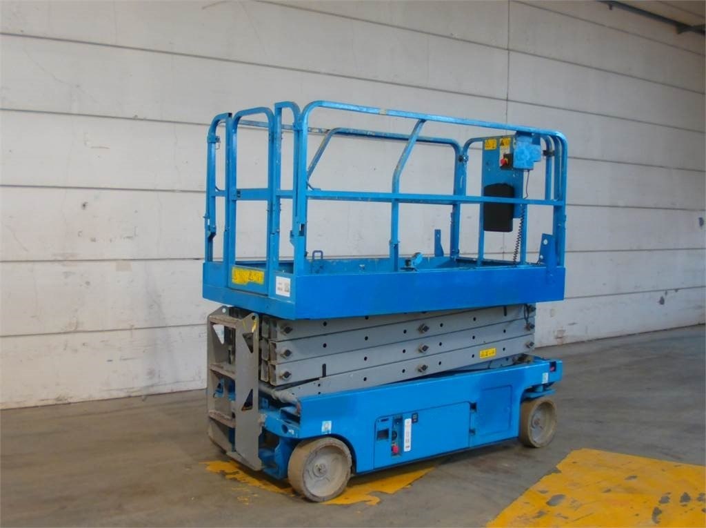 Genie GS2646 - Scissor lift: picture 2 Genie GS2646 - Scissor lift: picture 2