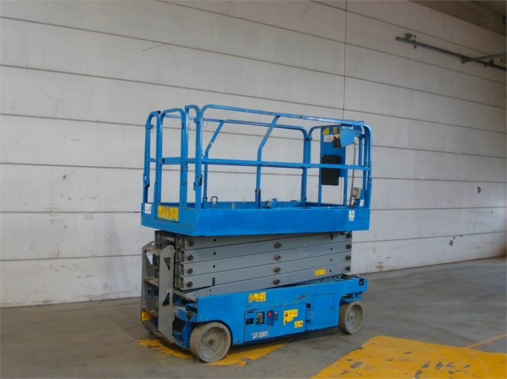 Genie GS3246 - Scissor lift: picture 2 Genie GS3246 - Scissor lift: picture 2