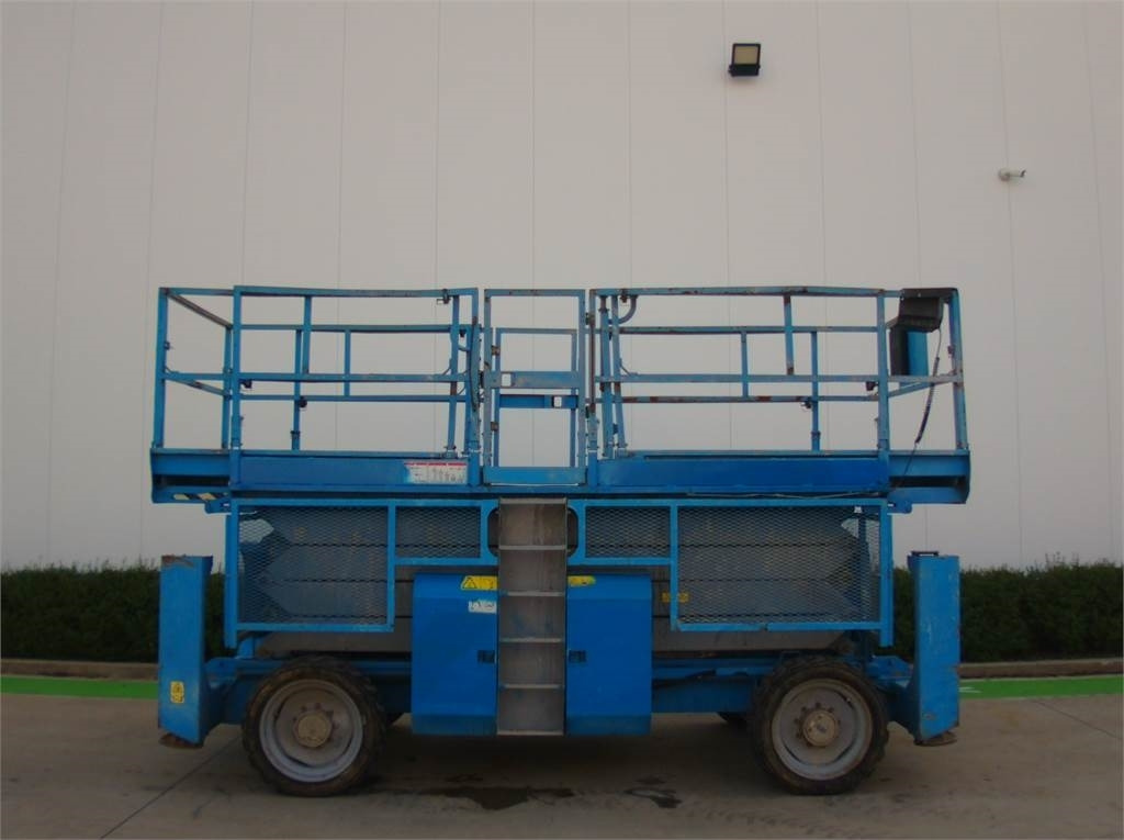 Genie GS4390RT - Scissor lift: picture 1 Genie GS4390RT - Scissor lift: picture 1