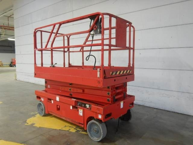 Haulotte Compact 10 - Scissor lift: picture 3 Haulotte Compact 10 - Scissor lift: picture 3