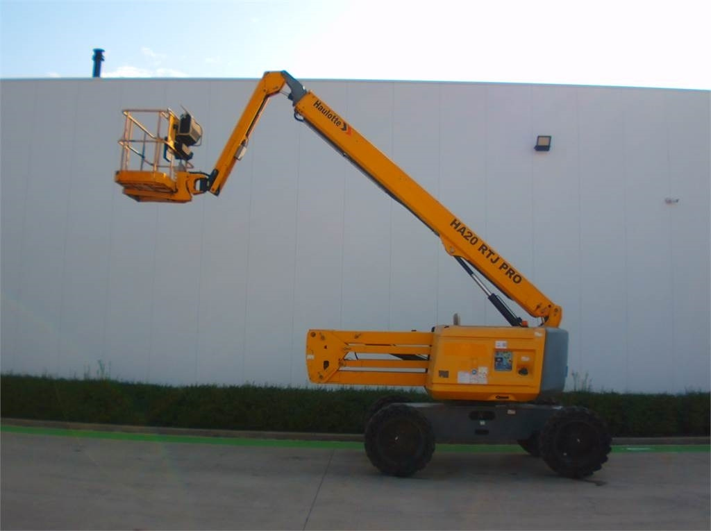 Articulated boom Haulotte HA20RTJ Pro: picture 6 Articulated boom Haulotte HA20RTJ Pro: picture 6