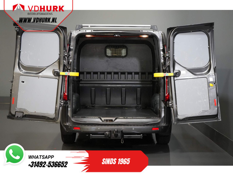 Ford Transit Custom 2.0 TDCI 130 pk Aut. DC Dubbel Cabine Limited 2x Schuifdeur/ CarPlay/ Stoelverw./ Cruise/ LMV/ Navi/ Cruise/ PDC - Small van: picture 5 Ford Transit Custom 2.0 TDCI 130 pk Aut. DC Dubbel Cabine Limited 2x Schuifdeur/ CarPlay/ Stoelverw./ Cruise/ LMV/ Navi/ Cruise/ PDC - Small van: picture 5