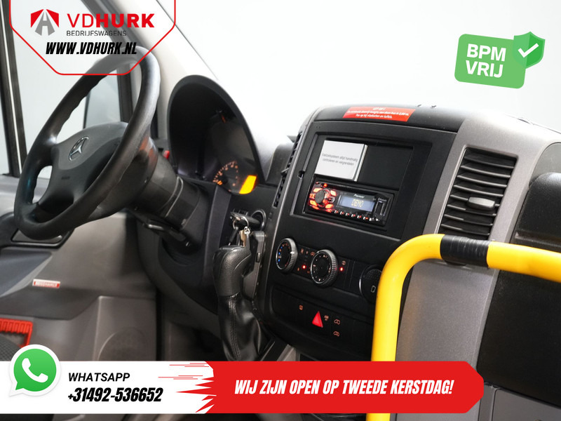 Mercedes-Benz Sprinter 313 2.2 CDI Aut. L2H2 € 10.648 Incl. BTW EXPORT Combi/ 9 Persoons/ Kombi/ 9P/ Airco/ Rolstoellift/ Electr. deur/ - Minibus, Passenger van: picture 3 Mercedes-Benz Sprinter 313 2.2 CDI Aut. L2H2 € 10.648 Incl. BTW EXPORT Combi/ 9 Persoons/ Kombi/ 9P/ Airco/ Rolstoellift/ Electr. deur/ - Minibus, Passenger van: picture 3