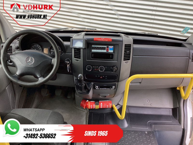 Mercedes-Benz Sprinter 313 2.2 CDI L2H2 € 10.164 Incl. BTW EXPORT ONLY Combi/ 9 Persoons/ Kombi/ 9P/ Airco/ Rolstoellift - Minibus, Passenger van: picture 3 Mercedes-Benz Sprinter 313 2.2 CDI L2H2 € 10.164 Incl. BTW EXPORT ONLY Combi/ 9 Persoons/ Kombi/ 9P/ Airco/ Rolstoellift - Minibus, Passenger van: picture 3