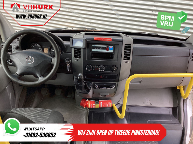 Mercedes-Benz Sprinter 313 2.2 CDI L2H2 € 10.164 Incl. BTW EXPORT ONLY Combi/ 9 Persoons/ Kombi/ 9P/ Airco/ Rolstoellift - Car: picture 3 Mercedes-Benz Sprinter 313 2.2 CDI L2H2 € 10.164 Incl. BTW EXPORT ONLY Combi/ 9 Persoons/ Kombi/ 9P/ Airco/ Rolstoellift - Car: picture 3