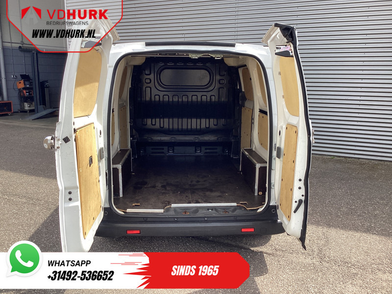 Nissan E-NV200 Van Business 40 kWh EXPORT ONLY 200km WLTP Snellader/ Climate/ Camera/ Cruise - Panel van, Electric van: picture 5 Nissan E-NV200 Van Business 40 kWh EXPORT ONLY 200km WLTP Snellader/ Climate/ Camera/ Cruise - Panel van, Electric van: picture 5