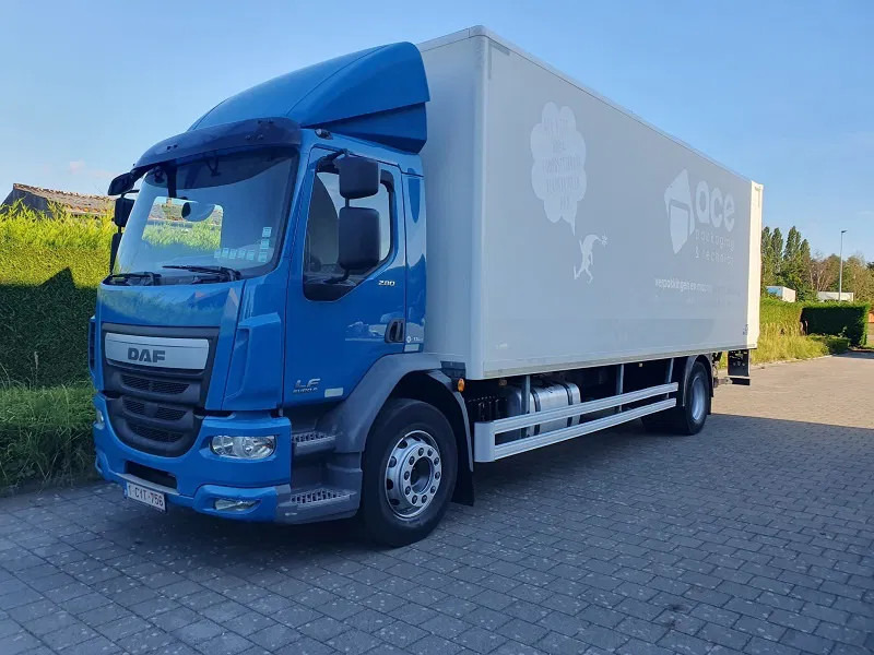 DAF LF 280 - Box truck: picture 2 DAF LF 280 - Box truck: picture 2