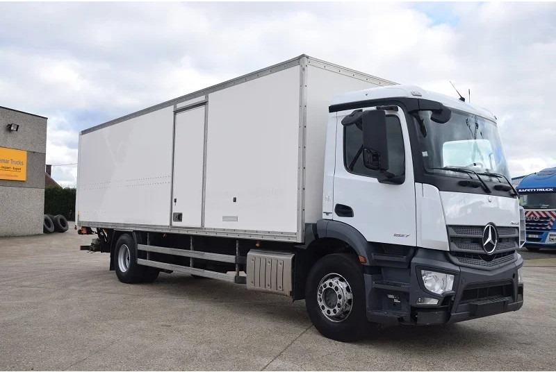Mercedes-Benz Antos 1827 Antos - Box truck: picture 5 Mercedes-Benz Antos 1827 Antos - Box truck: picture 5