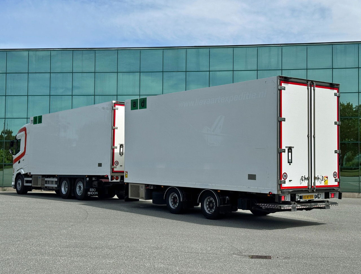 DAF XF 480 FAR Frigo Combi 50 CC 2x Lift Carrier TRS Iceland TOP Condition NL Combi - Refrigerator truck: picture 3 DAF XF 480 FAR Frigo Combi 50 CC 2x Lift Carrier TRS Iceland TOP Condition NL Combi - Refrigerator truck: picture 3