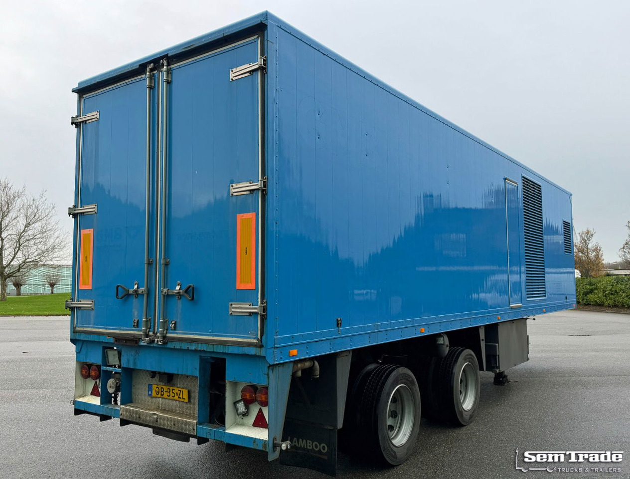 Floor FLO-12-202 Steering Axle Drum Brakes Holland-Trailer - Closed box semi-trailer: picture 5 Floor FLO-12-202 Steering Axle Drum Brakes Holland-Trailer - Closed box semi-trailer: picture 5