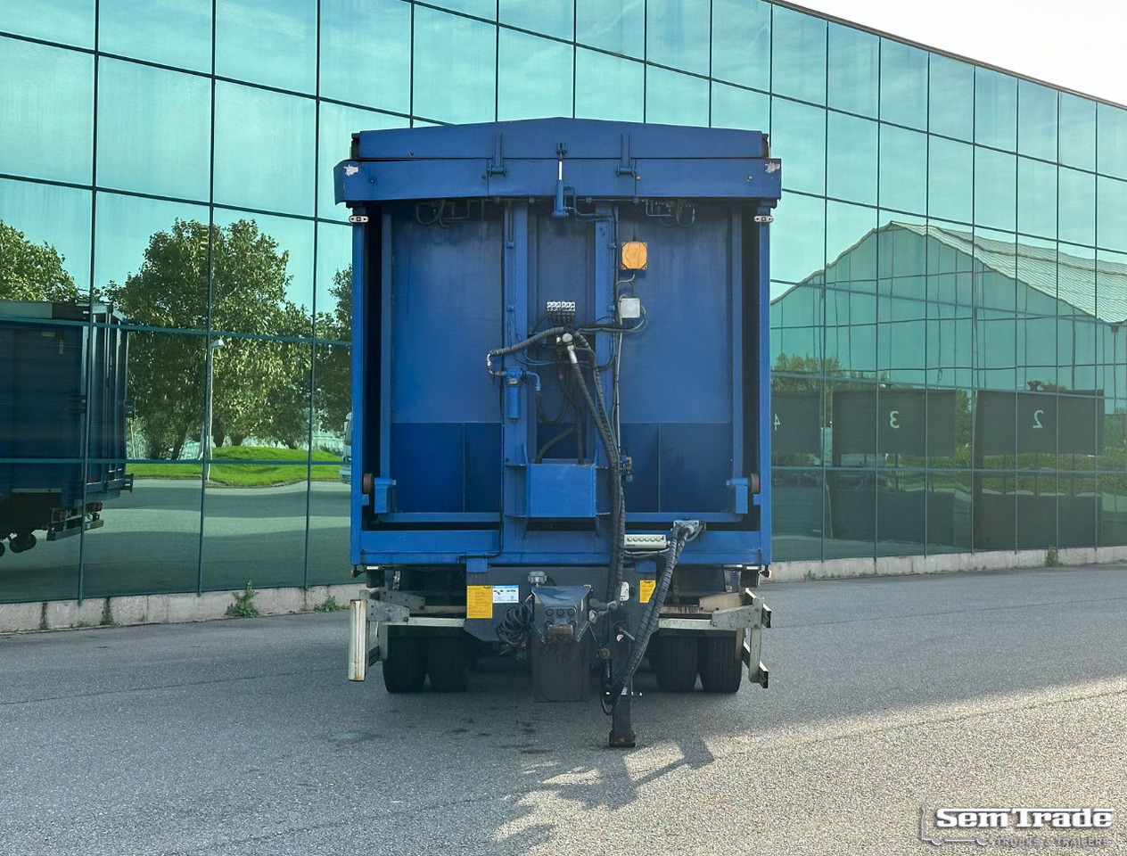 Farm tipping trailer/ Dumper LAG M-3-24 + Piet Ruizeveld DS Lift Axle 72.000 KM Super Condition: picture 8