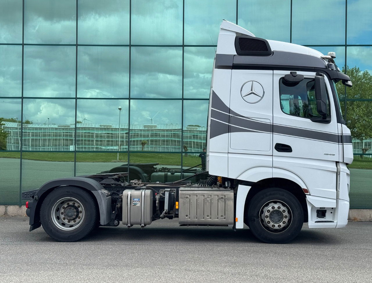 Mercedes-Benz Actros 1945 382.000 KM NEW TUV APK PTO + Hydraulics TOP Condition NL Truck - Tractor unit: picture 5 Mercedes-Benz Actros 1945 382.000 KM NEW TUV APK PTO + Hydraulics TOP Condition NL Truck - Tractor unit: picture 5