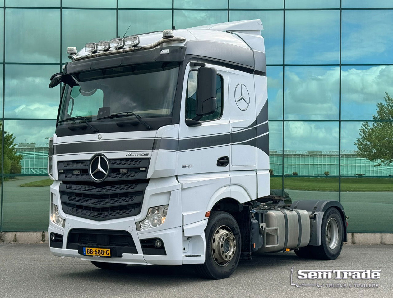 Mercedes-Benz Actros 1945 382.000 KM NEW TUV APK PTO + Hydraulics TOP Condition NL Truck - Tractor unit: picture 1 Mercedes-Benz Actros 1945 382.000 KM NEW TUV APK PTO + Hydraulics TOP Condition NL Truck - Tractor unit: picture 1