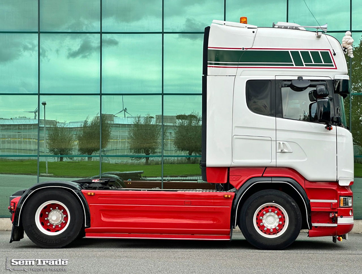 Scania R580 V8 Topline King OF THE Road Retarder Full AIR Special Interior 2X Tanks Super Condition - Tractor unit: picture 5 Scania R580 V8 Topline King OF THE Road Retarder Full AIR Special Interior 2X Tanks Super Condition - Tractor unit: picture 5