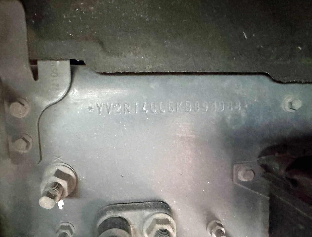 Tractor unit Volvo FH Globetrotter 6X2 701.000 KM Super Condition NL Truck: picture 22