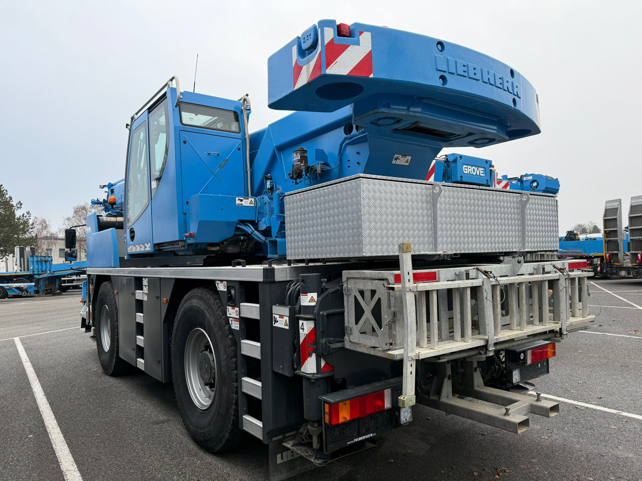 LIEBHERR LTM 1030-2.1 - Mobile crane: picture 2 LIEBHERR LTM 1030-2.1 - Mobile crane: picture 2