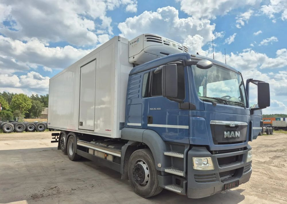 MAN TGS 26.400 Euro 5 Hakówka Agregat Thermo King MD300 - Refrigerator truck: picture 2 MAN TGS 26.400 Euro 5 Hakówka Agregat Thermo King MD300 - Refrigerator truck: picture 2