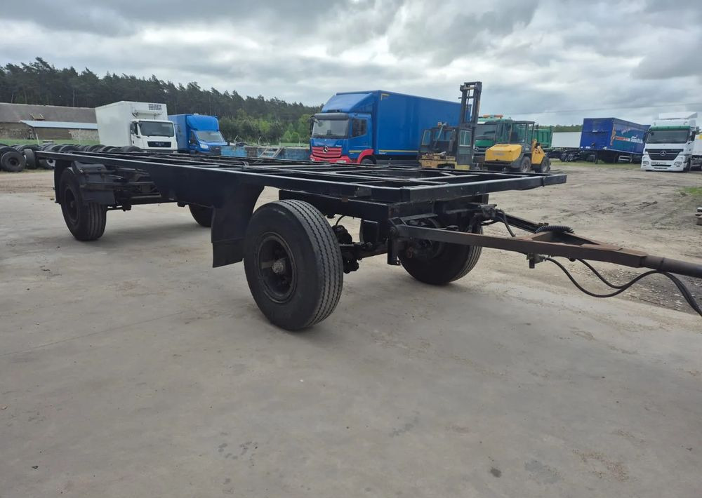 Schmitz Cargobull Przyczepa Krone na resorze - Chassis trailer: picture 4 Schmitz Cargobull Przyczepa Krone na resorze - Chassis trailer: picture 4