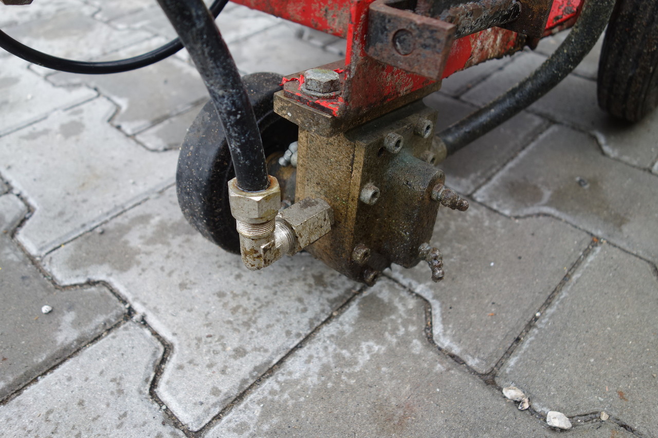 Asphalt machine 3M 3M Stamark Grundierungssprühgerät Straßenmarkierung: picture 7