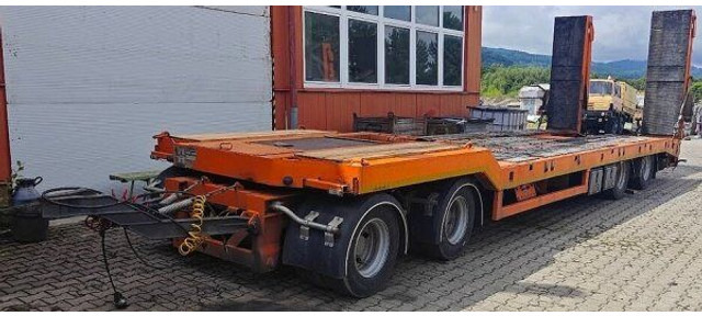 Goldhofer Möslein - Low loader trailer: picture 2 Goldhofer Möslein - Low loader trailer: picture 2