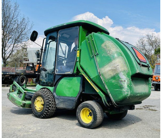 John Deere 1565 Serie II 4WD + MCS 600H - Garden mower: picture 3 John Deere 1565 Serie II 4WD + MCS 600H - Garden mower: picture 3