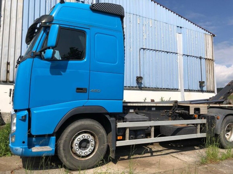 Volvo FH460 - Hook lift truck: picture 1 Volvo FH460 - Hook lift truck: picture 1