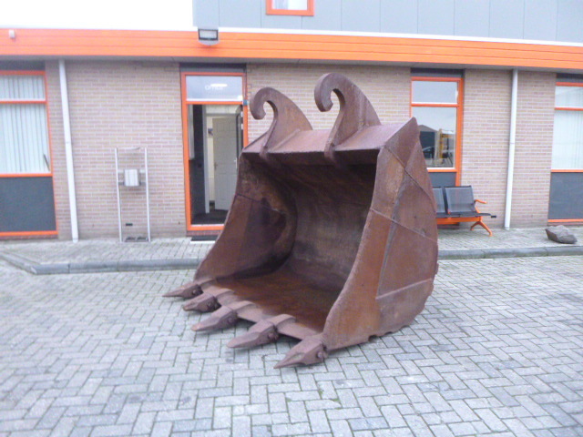 BECO CW70 - Bucket for Crawler excavator: picture 1 BECO CW70 - Bucket for Crawler excavator: picture 1