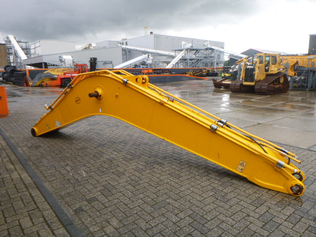 JCB JS220LC + ( JS200 & JS210) - Boom for Excavator: picture 5 JCB JS220LC + ( JS200 & JS210) - Boom for Excavator: picture 5