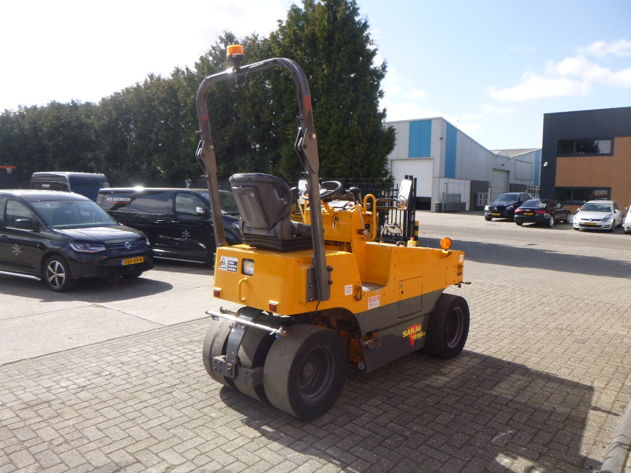 SAKAI TS160-2 - Pneumatic roller: picture 4 SAKAI TS160-2 - Pneumatic roller: picture 4