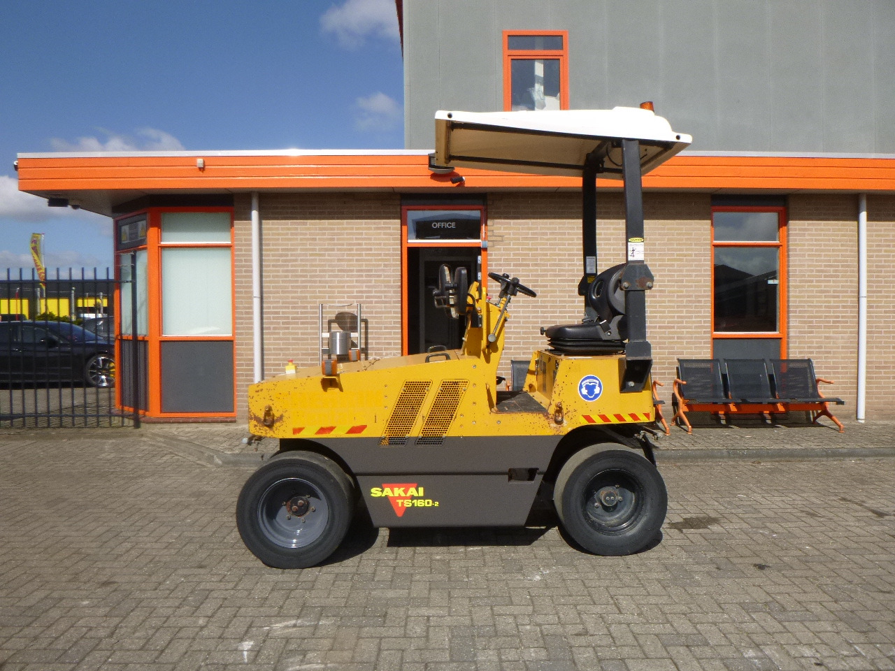 SAKAI TS160-2 - Pneumatic roller: picture 1 SAKAI TS160-2 - Pneumatic roller: picture 1