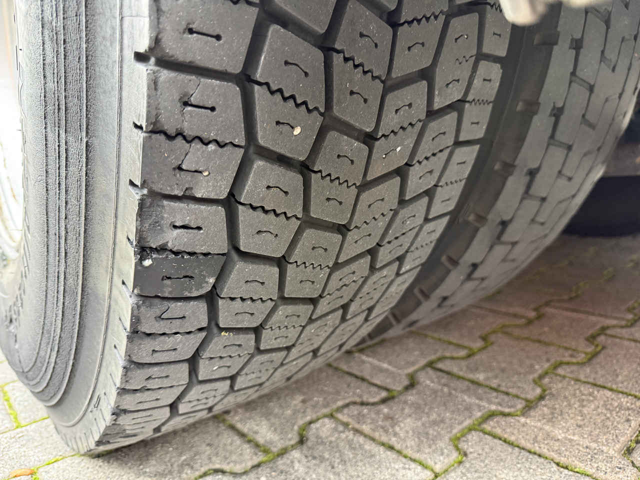 MAN TGS 26.360 6X2 Palfinger 27002 bis 26.5 Meter - Crane truck, Dropside/ Flatbed truck: picture 3 MAN TGS 26.360 6X2 Palfinger 27002 bis 26.5 Meter - Crane truck, Dropside/ Flatbed truck: picture 3