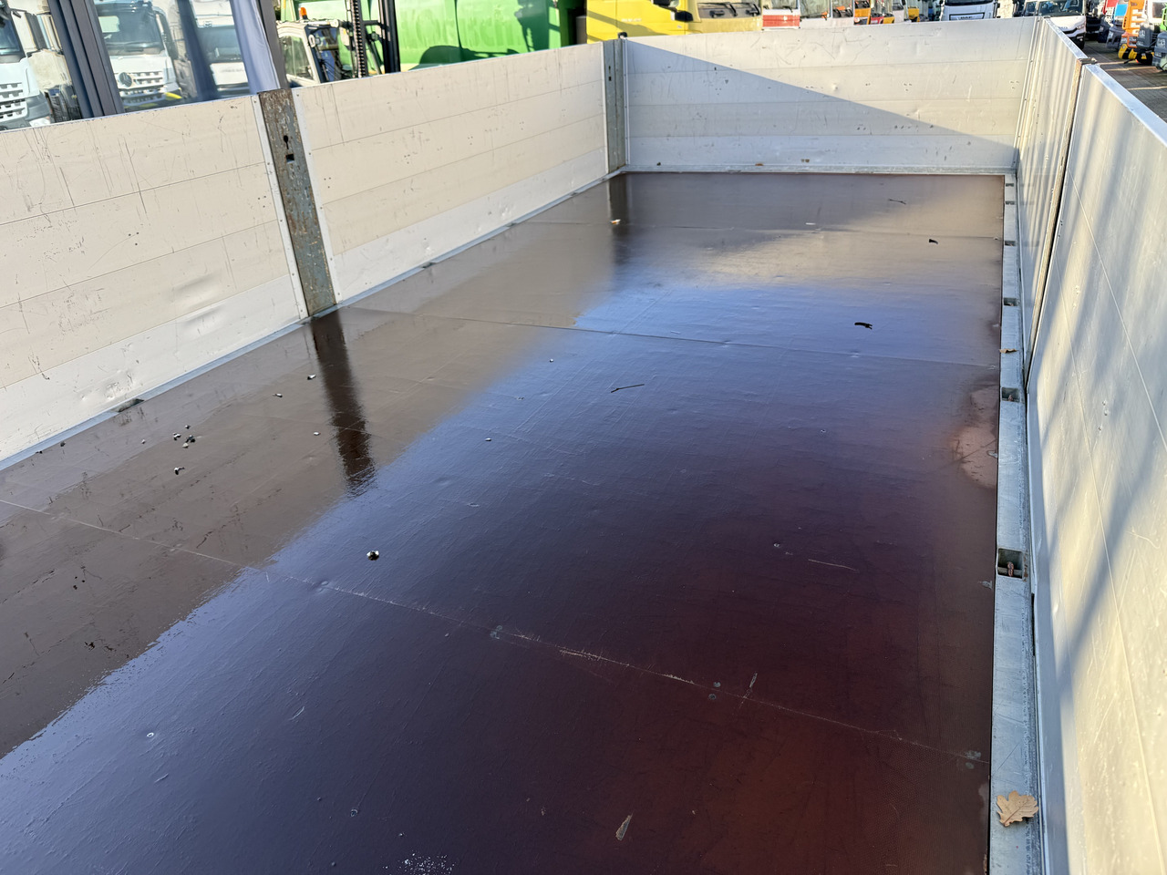 Mercedes-Benz Atego 1524 Palfinger 12002 bis 19 Meter - Dropside/ Flatbed truck, Crane truck: picture 5 Mercedes-Benz Atego 1524 Palfinger 12002 bis 19 Meter - Dropside/ Flatbed truck, Crane truck: picture 5