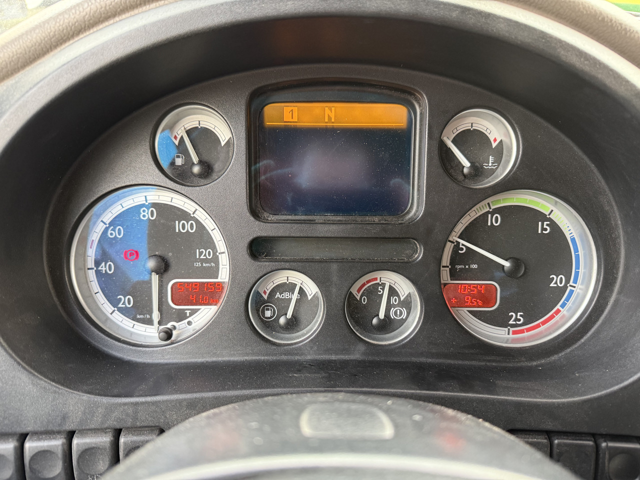 Daf XF105 460 4X2 Comfort Cab - Tractor unit: picture 5 Daf XF105 460 4X2 Comfort Cab - Tractor unit: picture 5