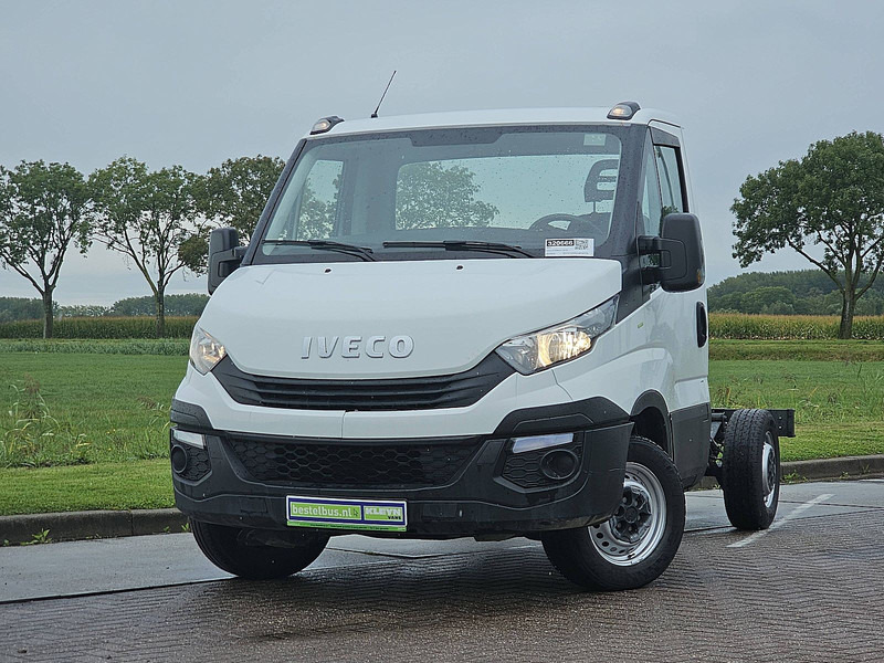 Iveco Daily 35 S 12 CHASSIS - Commercial vehicle: picture 1 Iveco Daily 35 S 12 CHASSIS - Commercial vehicle: picture 1
