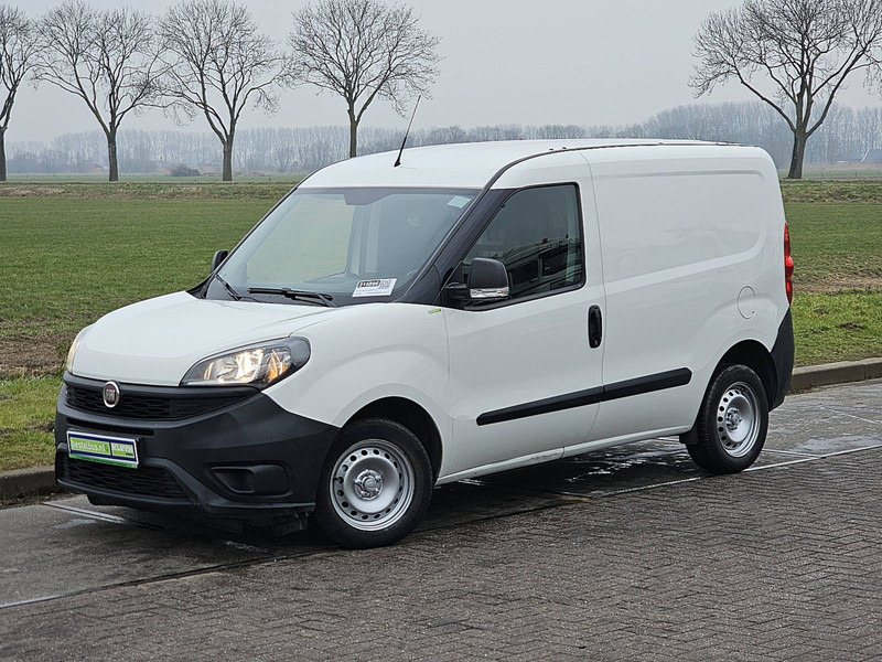 Fiat Doblò CARGO 1.6 - Small van: picture 2 Fiat Doblò CARGO 1.6 - Small van: picture 2
