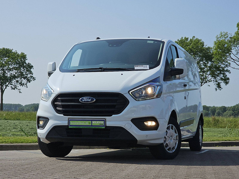 Ford Transit Custom 2.0 L2H1 Navi Euro6 AC! - Small van: picture 1 Ford Transit Custom 2.0 L2H1 Navi Euro6 AC! - Small van: picture 1