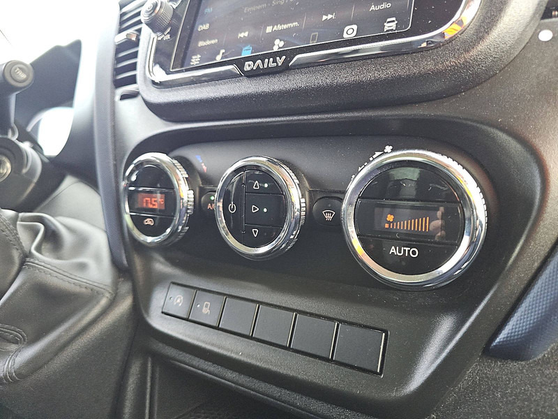 Closed box van Iveco Daily 35S16 Bakwagen Laadklep!: picture 12 Closed box van Iveco Daily 35S16 Bakwagen Laadklep!: picture 12