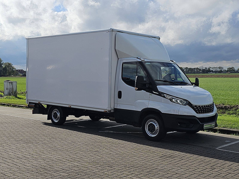 Iveco Daily 35S18 3.0ltr ac aut. EUR6 - Closed box van: picture 5 Iveco Daily 35S18 3.0ltr ac aut. EUR6 - Closed box van: picture 5