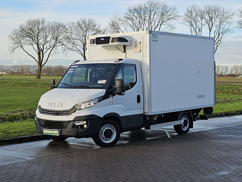 Iveco Daily 35S18 Koelwagen Laadklep - Refrigerated delivery van: picture 2 Iveco Daily 35S18 Koelwagen Laadklep - Refrigerated delivery van: picture 2