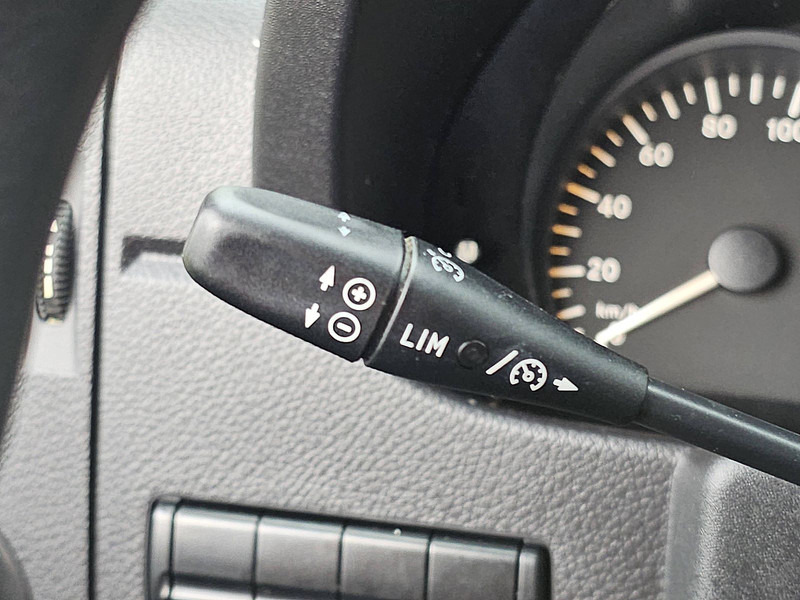 Small van Mercedes-Benz Sprinter 314 CDI: picture 12